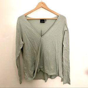 URBAN OUTFITTERS Slouchy V-neck NWT size S